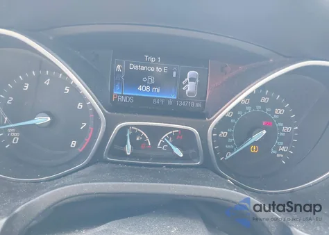 2013 Ford Focus Titanium z USA, uszkodzony, nr VIN 1FADP3J23DL233377